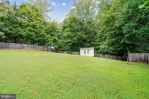 Exterior - 15005 Rumson Pl, Manassas, VA 20111 photo 13 of 16