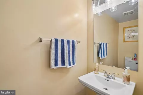 Entry Way - 15005 Rumson Pl, Manassas, VA 20111 photo 5 of 6