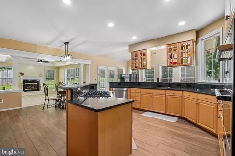 Kitchen - 15005 Rumson Pl, Manassas, VA 20111 photo 4 of 4