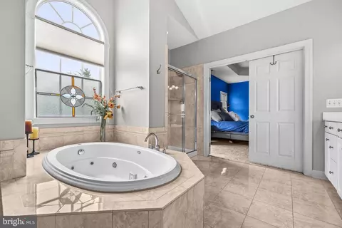 Bath - 3508 Finish Line Dr, Gainesville, VA 20155 photo 4 of 8