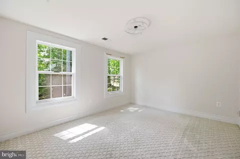 Bedroom - 3209 Shoreview Rd, Triangle, VA 22172 photo 7 of 10