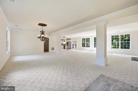 Living - 3209 Shoreview Rd, Triangle, VA 22172 photo 7 of 8