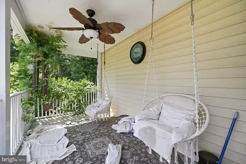 Exterior - 3209 Shoreview Rd, Triangle, VA 22172 photo 2 of 7