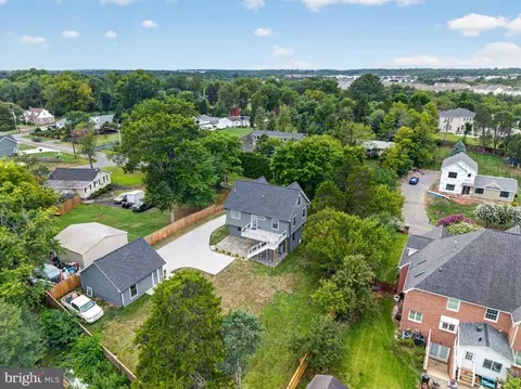 View/Area - 8323 Rolling Rd, Manassas, VA 20110 photo 13 of 15