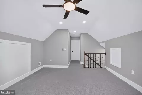 Entry Way - 8323 Rolling Rd, Manassas, VA 20110 photo 3 of 3