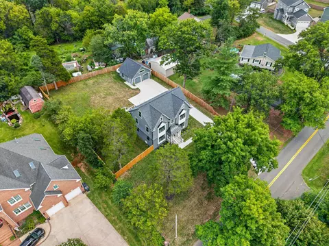View/Area - 8323 Rolling Rd, Manassas, VA 20110 photo 5 of 15