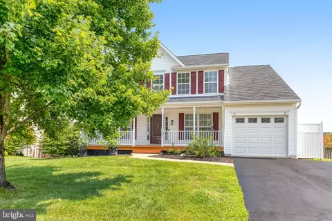 13821 Rosewood Dr, Woodbridge, VA 22193