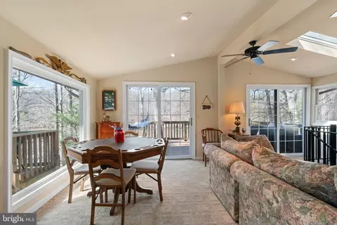 8600 Cobb Rd, Manassas, VA 20112 photo 9