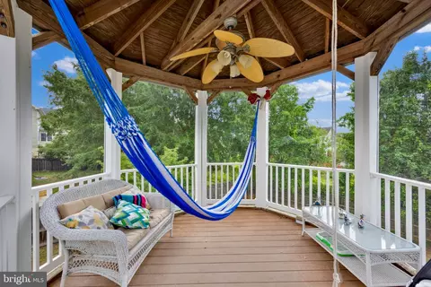 Exterior - 3379 Oakham Dr, Triangle, VA 22172 photo 6 of 6