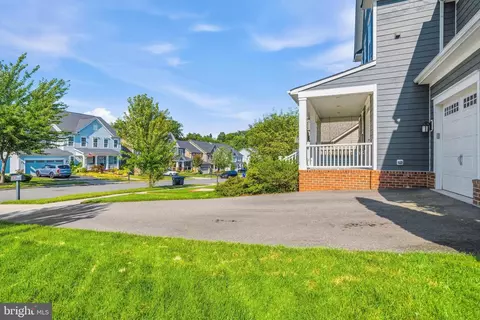 Exterior - 2341 Sweet Pepperbrush Loop, Dumfries, VA 22026 photo 10 of 13