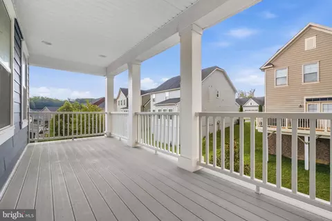 Exterior - 2341 Sweet Pepperbrush Loop, Dumfries, VA 22026 photo 6 of 13