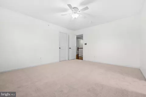 Bedroom - 2341 Sweet Pepperbrush Loop, Dumfries, VA 22026 photo 2 of 4