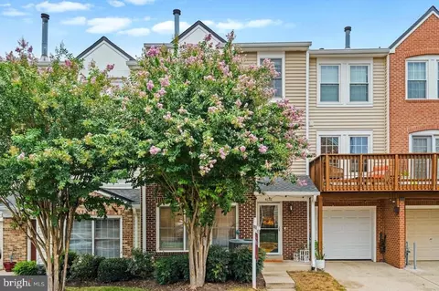 4046 Chetham Way, Woodbridge, VA 22192