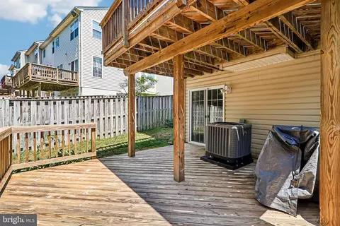 Exterior - 17469 Denali Pl, Dumfries, VA 22025 photo 8 of 17