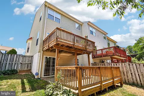 Exterior - 17469 Denali Pl, Dumfries, VA 22025 photo 9 of 17