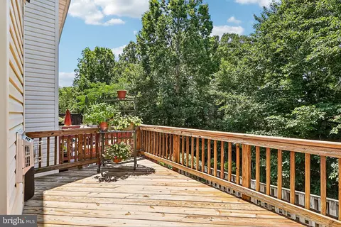 Exterior - 17469 Denali Pl, Dumfries, VA 22025 photo 4 of 17
