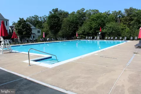 Exterior - 17469 Denali Pl, Dumfries, VA 22025 photo 11 of 17