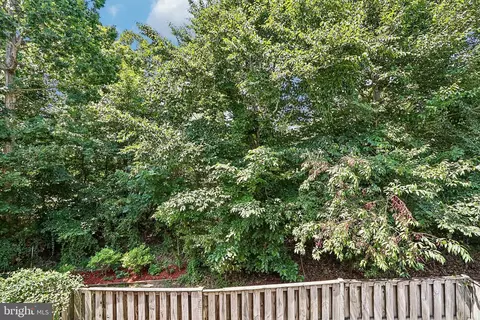 Exterior - 17469 Denali Pl, Dumfries, VA 22025 photo 3 of 17