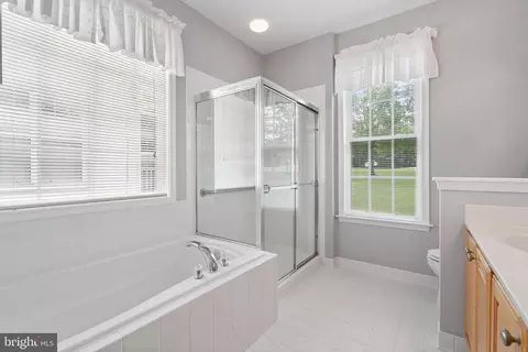 Bath - 13281 Fieldstone Way, Gainesville, VA 20155 photo 3 of 6