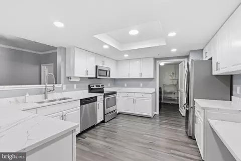315 Overlook Dr #315, Occoquan, VA 22125