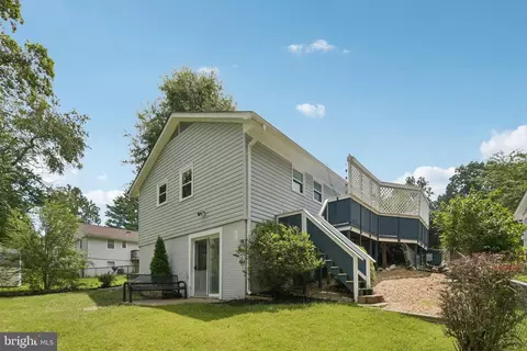 3004 Jamestown Ct, Woodbridge, VA 22192