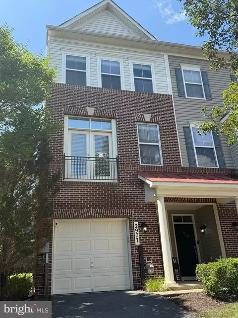 2977 Chinkapin Oak Ln, Woodbridge, VA 22191