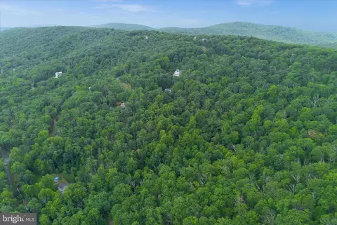 2589 Wiley Ter, Haymarket, VA 20169