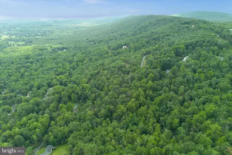 2591 Wiley Ter, Haymarket, VA 20169