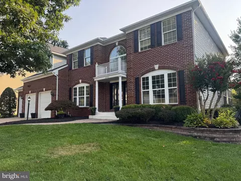15443 Milton Hall Pl, Manassas, VA 20112