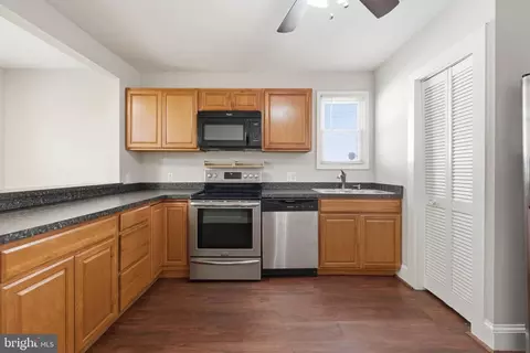 Kitchen - 320 3rd Ave, Quantico, VA 22134 photo 1 of 1