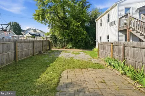 Exterior - 320 3rd Ave, Quantico, VA 22134 photo 2 of 10