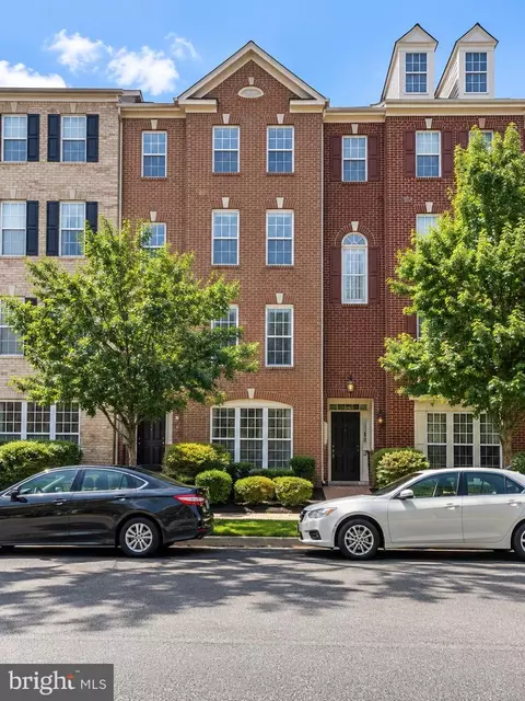 15112 Kentshire Dr #447, Woodbridge, VA 22191