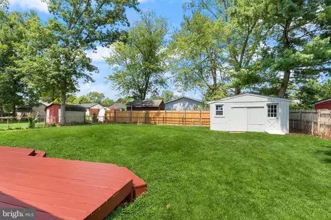 Exterior - 9540 Damascus Dr, Manassas, VA 20109 photo 6 of 10