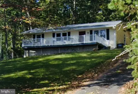2408 Youngs Dr, Haymarket, VA 20169