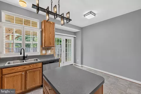 Kitchen - 9832 Maitland Loop, Bristow, VA 20136 photo 3 of 4