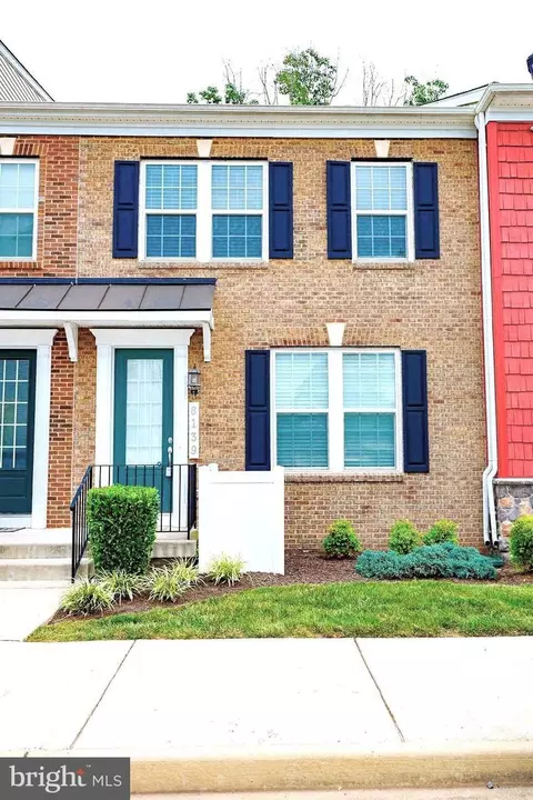 6139 Camerons Ferry Dr, Haymarket, VA 20169