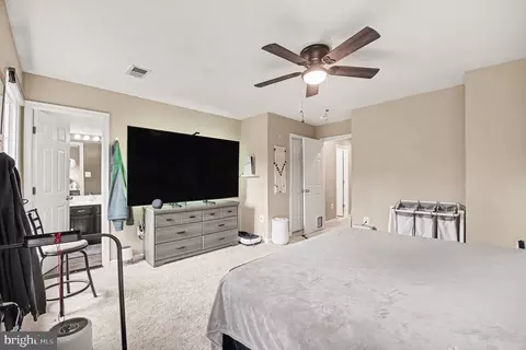 Bedroom - 5504 Hobsons Choice Loop, Manassas, VA 20112 photo 2 of 6