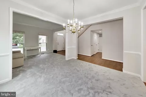 Entry Way - 14112 Redstart Ct, Gainesville, VA 20155 photo 4 of 5