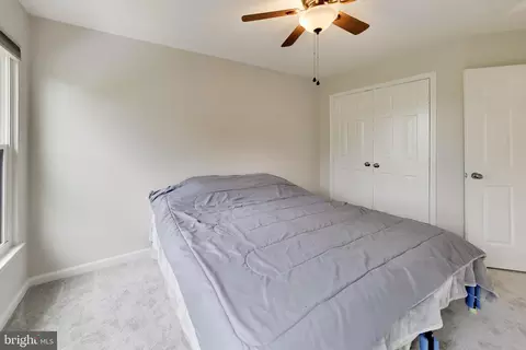 Bedroom - 14112 Redstart Ct, Gainesville, VA 20155 photo 4 of 10