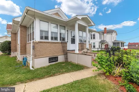 Exterior - 215 Potomac Ave, Quantico, VA 22134 photo 9 of 25