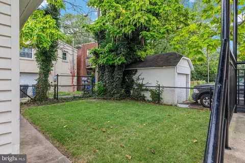 Exterior - 215 Potomac Ave, Quantico, VA 22134 photo 6 of 25