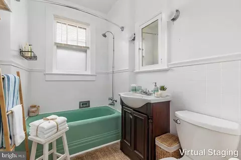 Bath - 215 Potomac Ave, Quantico, VA 22134 photo 3 of 3