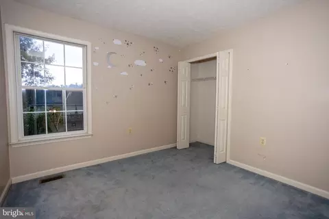 Bedroom - 10412 Labrador Loop, Manassas, VA 20112 photo 6 of 13