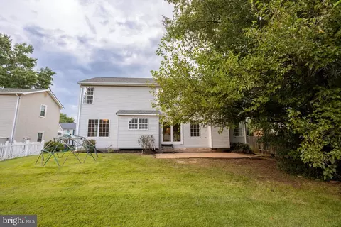 Exterior - 10412 Labrador Loop, Manassas, VA 20112 photo 2 of 6