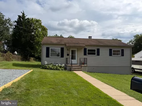 1447 F St, Woodbridge, VA 22191