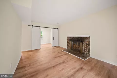 Living - 8212 Macbeth St, Manassas, VA 20110 photo 5 of 5