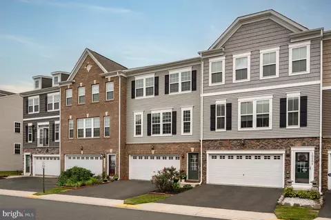 10606 Hinton Way, Manassas, VA 20112