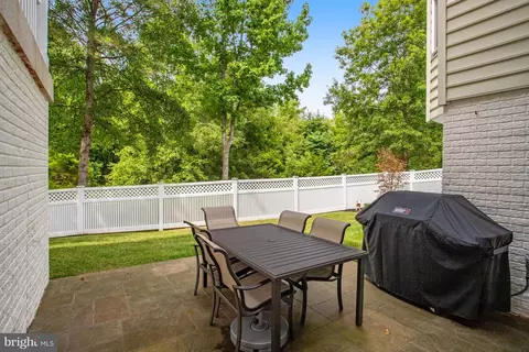 Exterior - 9450 Raith Ct, Bristow, VA 20136 photo 7 of 12
