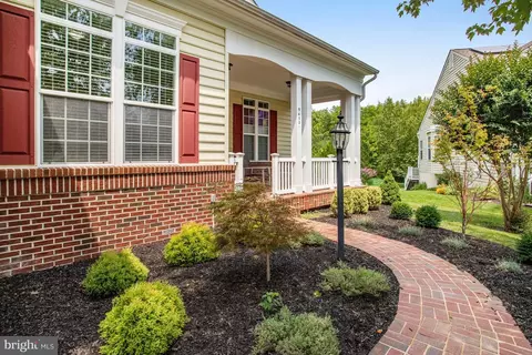 Exterior - 9450 Raith Ct, Bristow, VA 20136 photo 3 of 12
