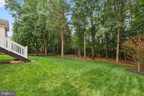 Exterior - 9054 Roaring Spring Loop, Bristow, VA 20136 photo 5 of 9